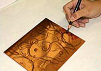 2.下書きをもとに、版に書き移し、ニードルでさらに描画します。